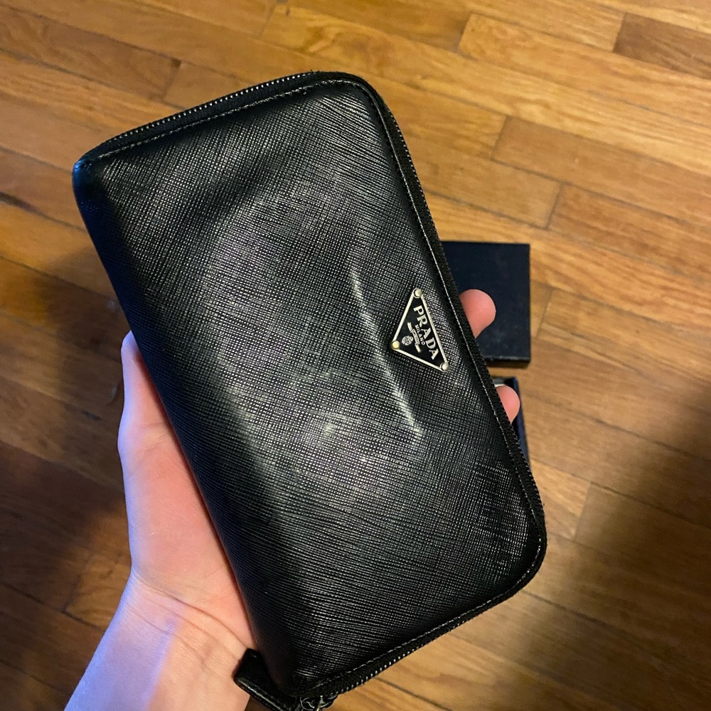 Prada Wallet - image 7